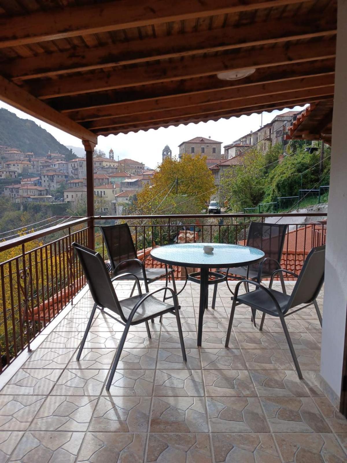 Family Home Dimitsana Esterno foto
